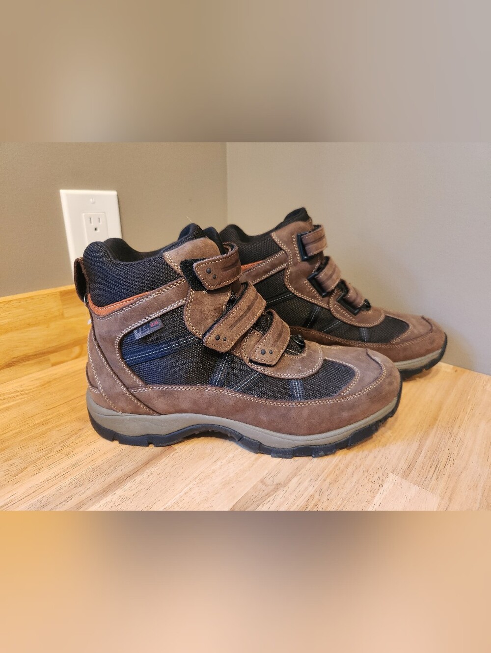 Men's Brown Hiking Boots with Hook-and-Loop Straps 11.6